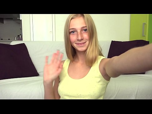 ❤️ As ik my ferfele masturbearje ik loai myn rôze kutje ☑ Moaie porno by wy ❌