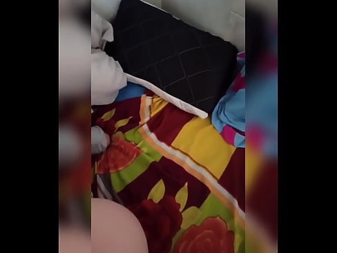 ❤️ Myn keamergenoat bliuwt allinnich thús want har man giet op fakânsje en ik nim de kâns oan om har te neuken en har kont fol mei molke ☑ Moaie porno by wy ❌